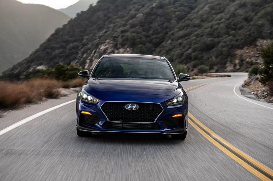  Hyundai Elantra GT N Line (PD) 2019 года  (фото 34 из 40)